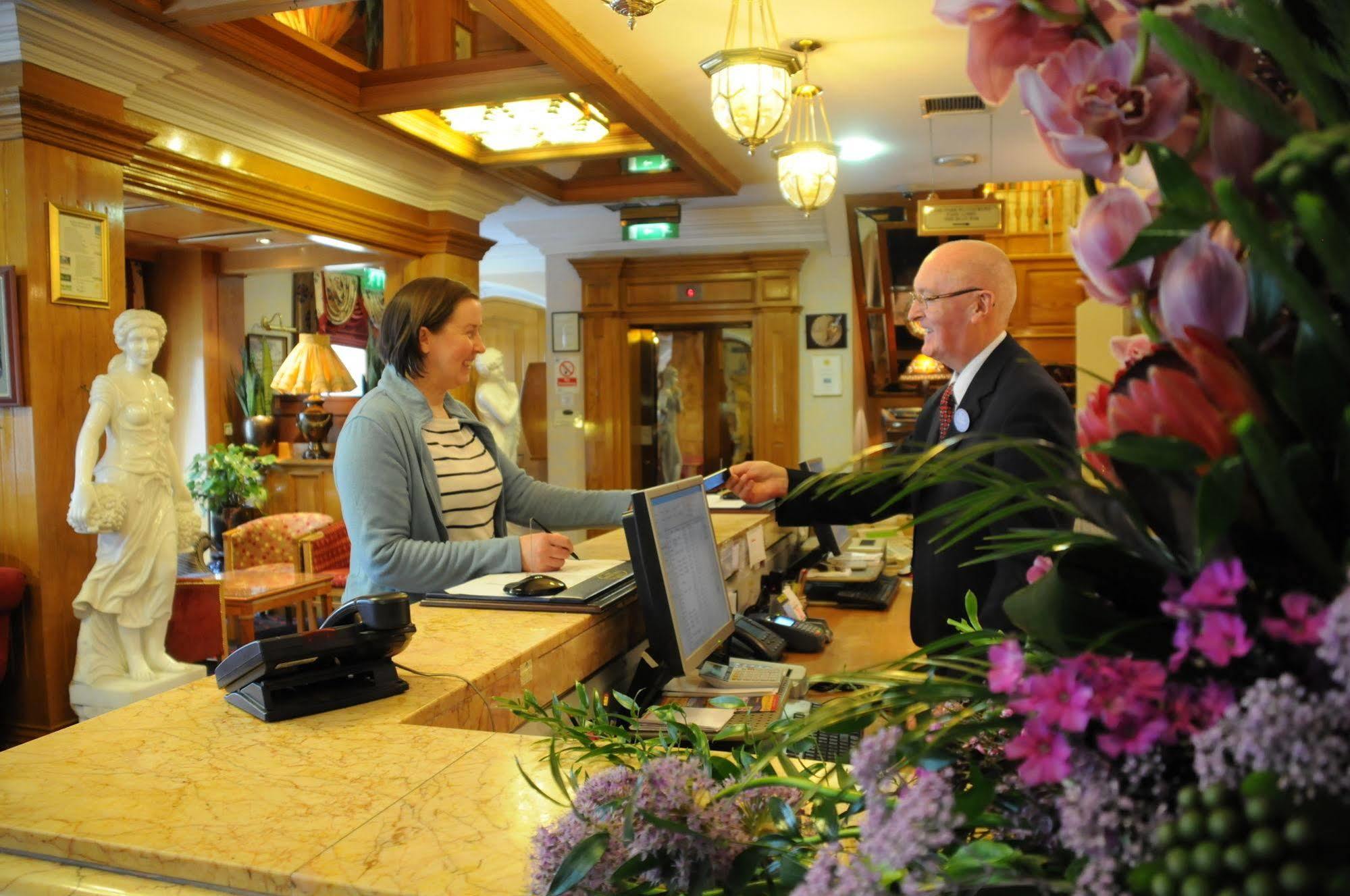 Park House Hotel Голуэй Экстерьер фото